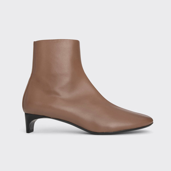 CLAUDE boots for women in camel calfskin — PIERRE HARDY